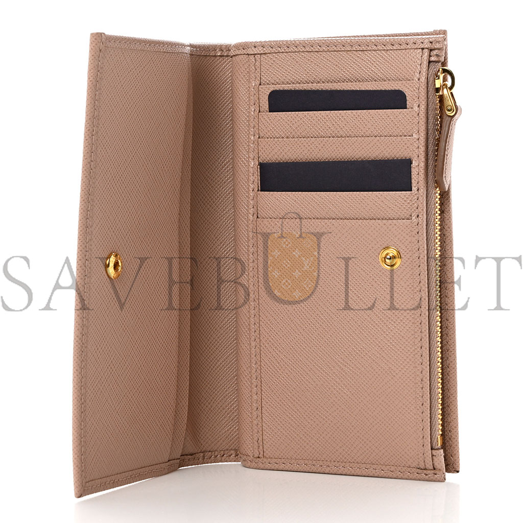 Pra*a saffiano triangle continental zip wallet powder pink (16*9*2cm)