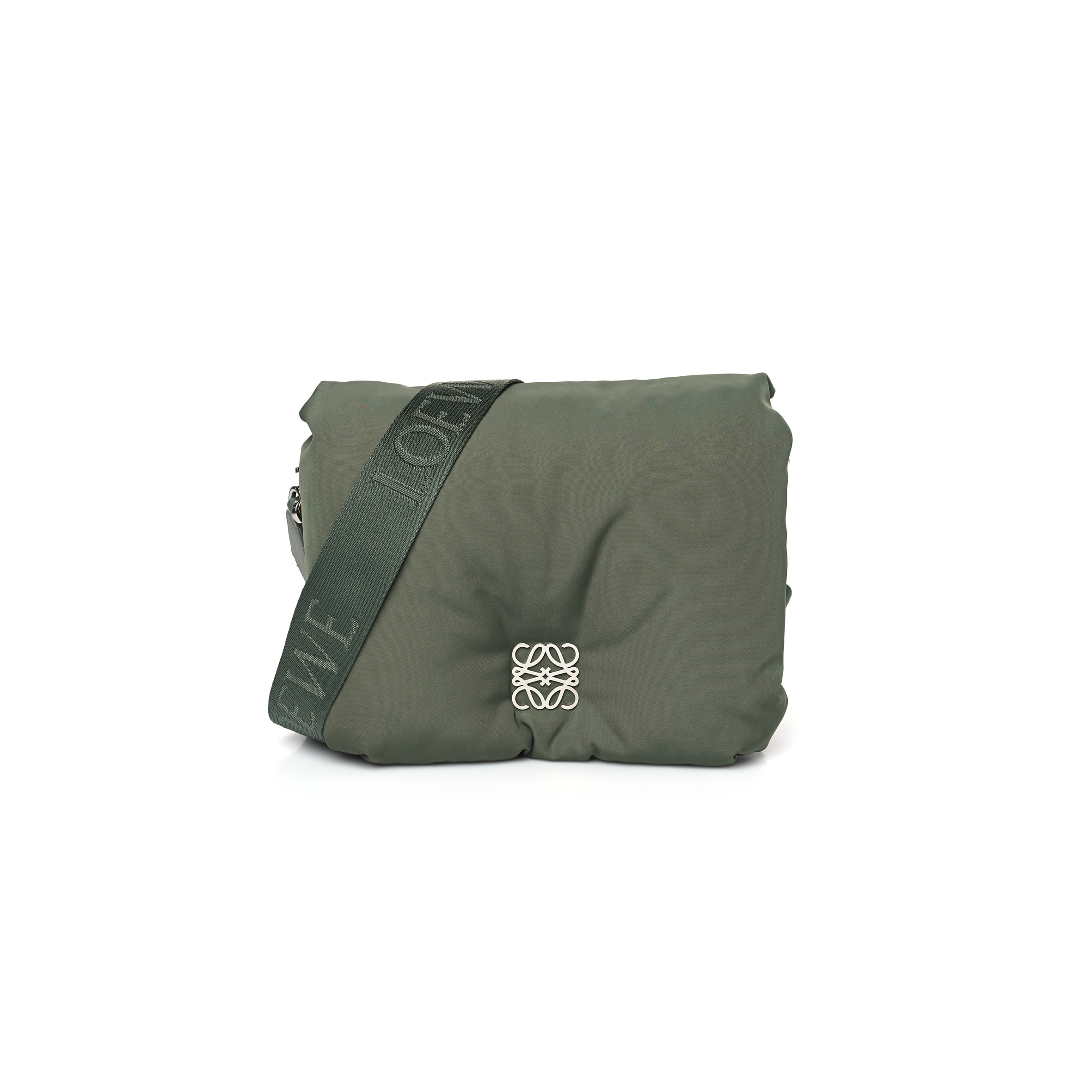 l*ew* nylon medium goya puffer bag vintage khaki (23*18*9cm)