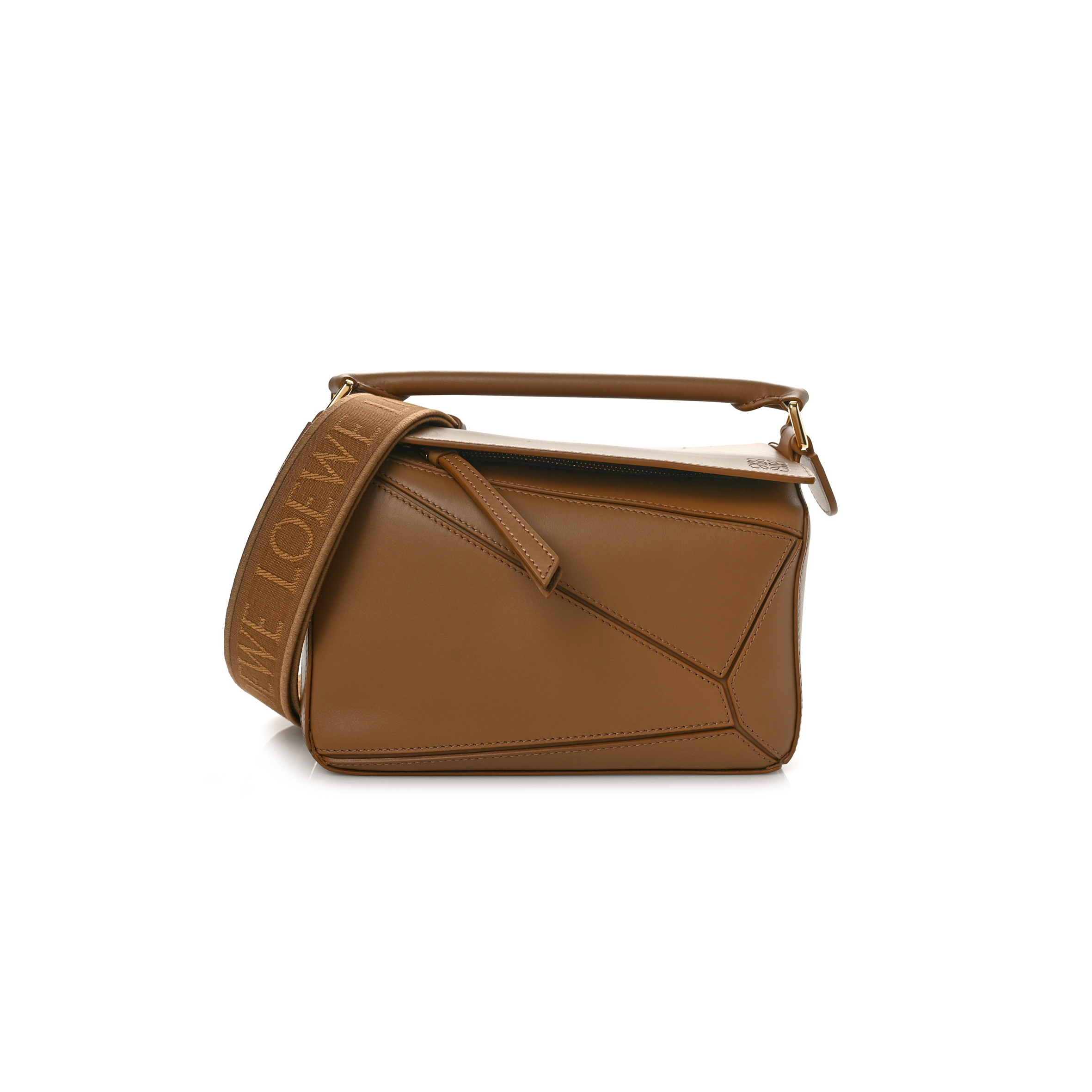 l*ew* satin calfskin monochrome small puzzle edge bag pale oak (24*16.5*10.5cm)