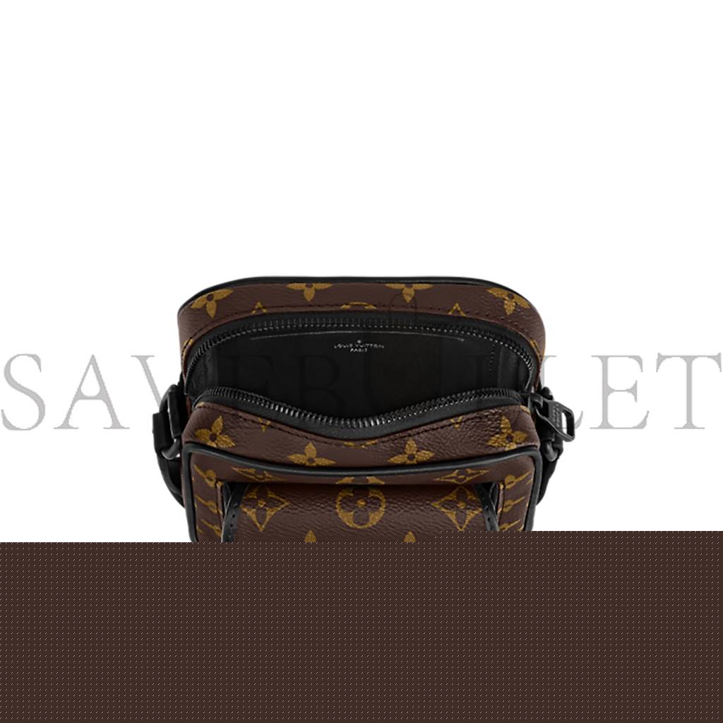 l**is V*t*n christopher wearable wallet m69404 (15*17*8cm)